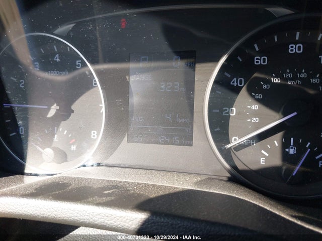 Hyundai ELANTRA SE 2017 5NPD74LF1HH102197 Image 15