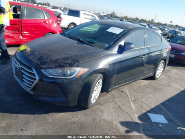 Hyundai ELANTRA SE 2017 5NPD74LF1HH102197 Image 2