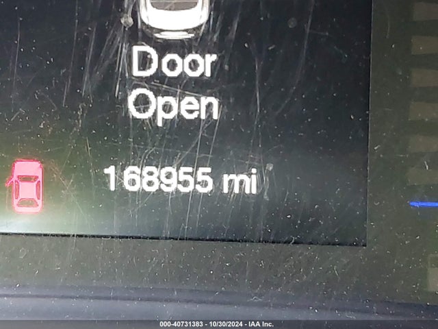 40731383 :رقم المزاد ، 1C3CCCAB9FN543448 vin ، 2015 Chrysler 200 Limited مزاد بيع