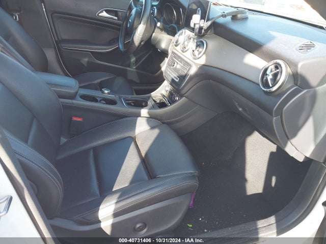Mercedes-Benz CLA 250 2019 WDDSJ4EB1KN704176 Image 5