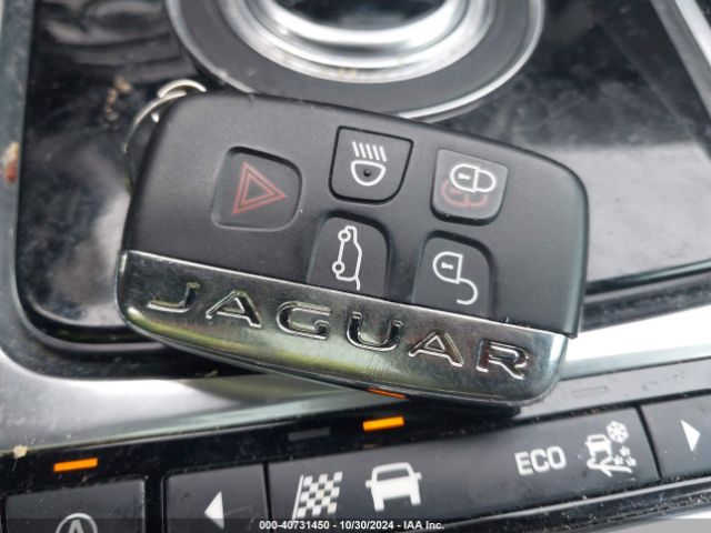 SADCM2BV6HA090917 Jaguar F-PACE S