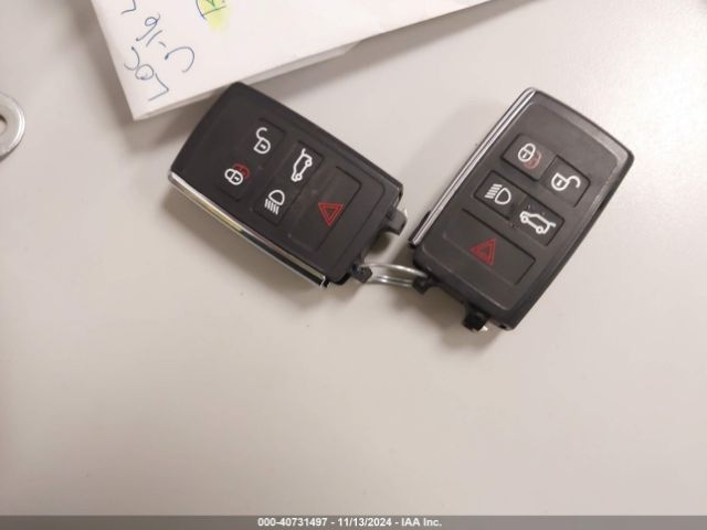 SADFP2FX1J1Z24873 Jaguar E-PACE SE