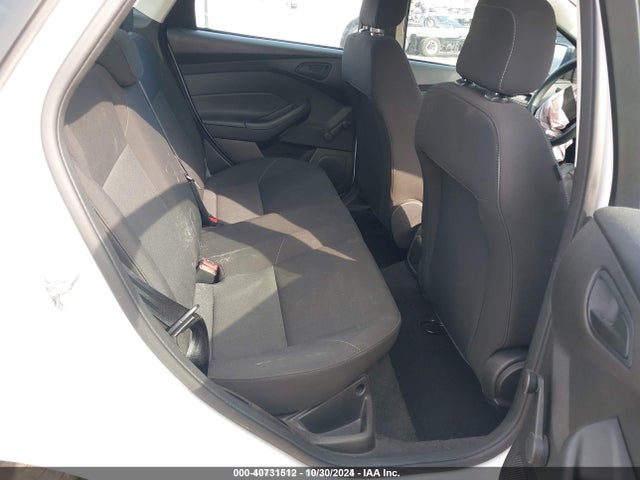 Ford 2016 2016 1FADP3E2XGL362246 Image 8