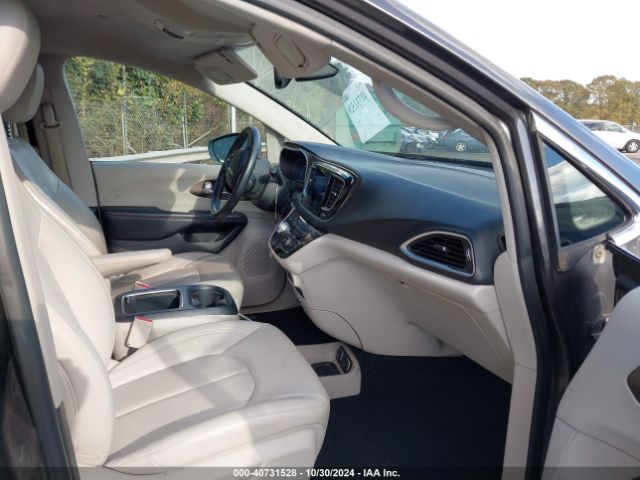 2C4RC1EG4HR669433 Chrysler Pacifica Touring-l Plus