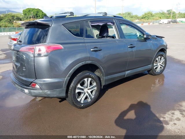 Toyota RAV4 LE 2016 JTMBFREVXGD186956 Image 4