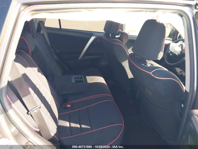Toyota RAV4 LE 2016 JTMBFREVXGD186956 Image 8