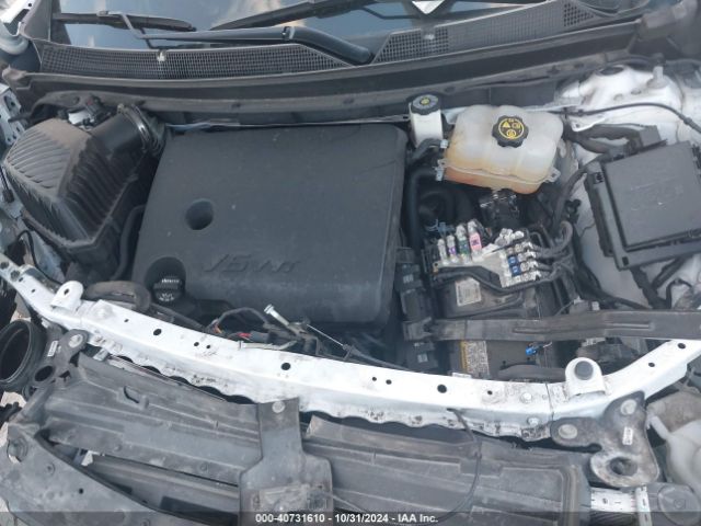 1GNERGKW1NJ146728 Chevrolet Traverse Fwd Lt Cloth