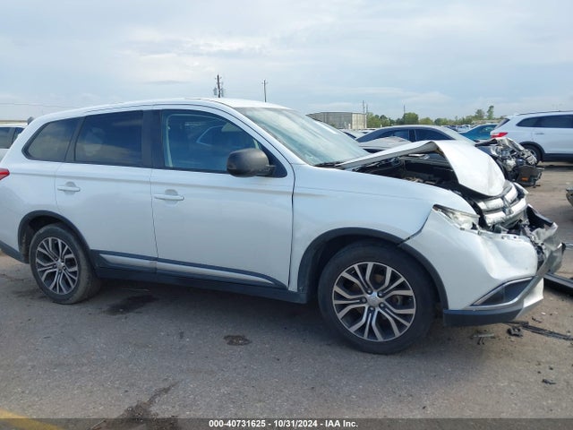 Mitsubishi Outlander Es 2017 JA4AD2A31HZ034365 Image 14