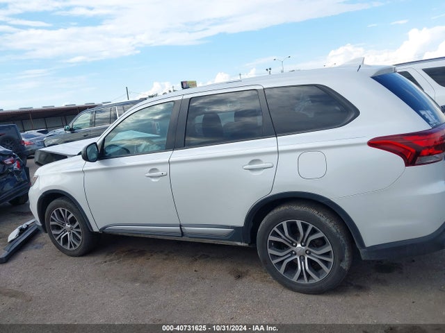 Mitsubishi Outlander Es 2017 JA4AD2A31HZ034365 Image 15