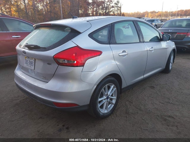 Ford FOCUS SE 2015 1FADP3K20FL302009 Image 4