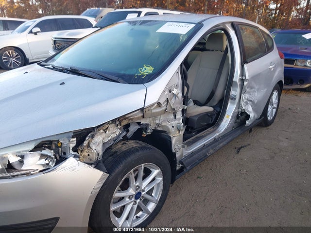 Ford FOCUS SE 2015 1FADP3K20FL302009 Image 6