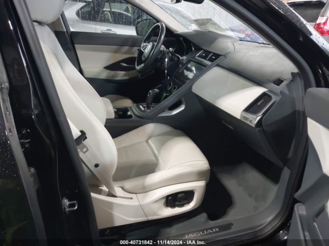 2020 JAGUAR E-PACE SADFP2FX3L1004164 Photo 4