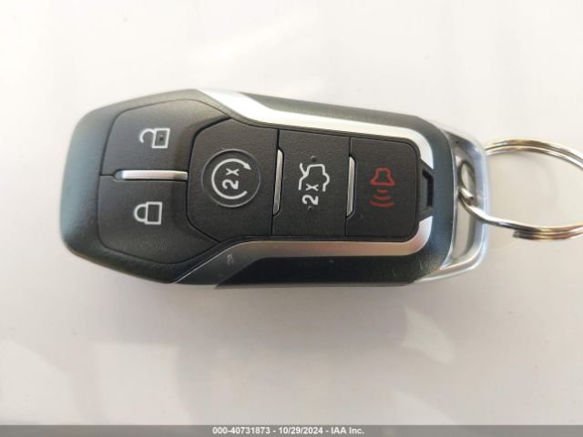 5LMTJ2DH7GUJ01277 Lincoln MKC SELECT