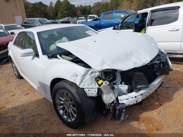 2C3CCAAG2EH378866 Chrysler 300