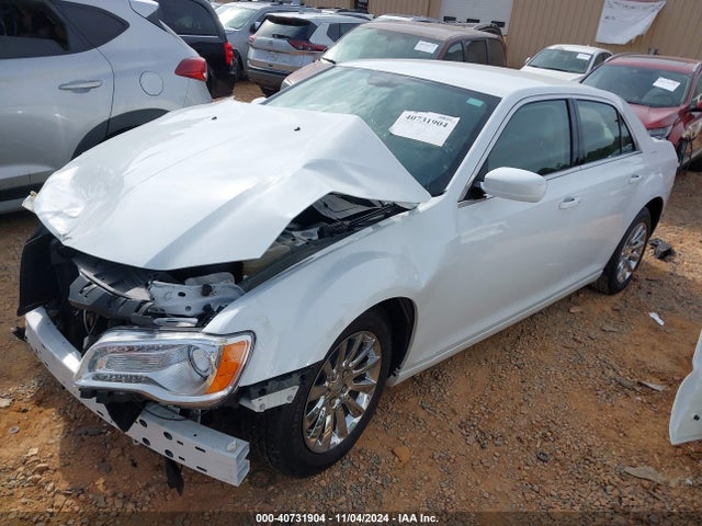 2C3CCAAG2EH378866 Chrysler 300
