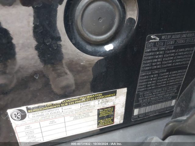 2017 JAGUAR F-PACE SADCJ2BV2HA497254 Photo 8