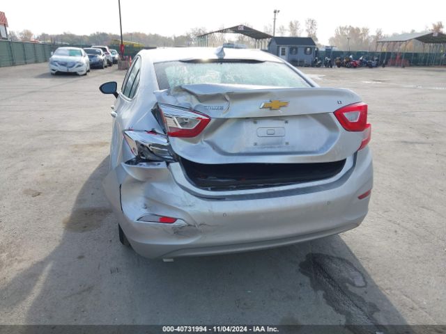 1G1BE5SM0H7171642 Chevrolet Cruze Lt Auto