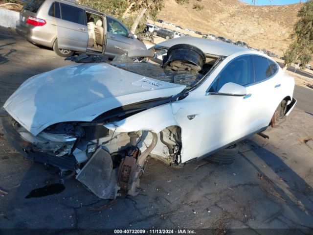 5YJSA1E11FF114029 Tesla Model S 60/70/85