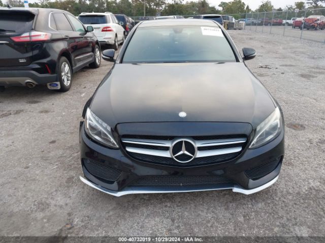 55SWF4JB0FU085124 Mercedes-Benz C 300 Luxury/sport