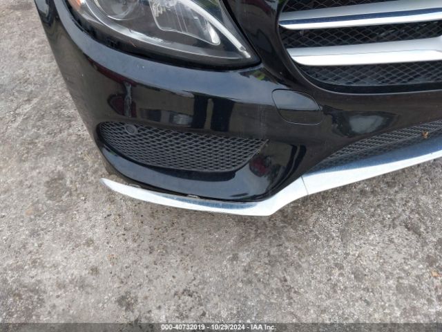 55SWF4JB0FU085124 Mercedes-Benz C 300 Luxury/sport
