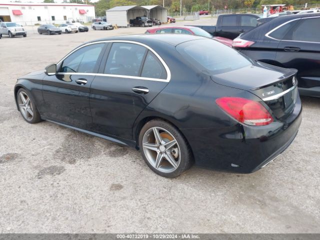55SWF4JB0FU085124 Mercedes-Benz C 300 Luxury/sport