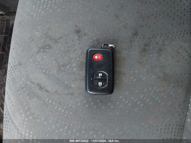 Toyota Prius V Two 2014 JTDZN3EU6EJ005890 Image 11