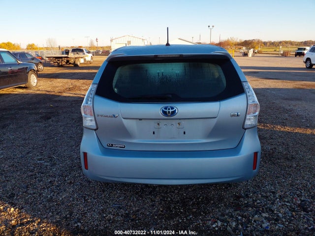 Toyota Prius V Two 2014 JTDZN3EU6EJ005890 Image 16