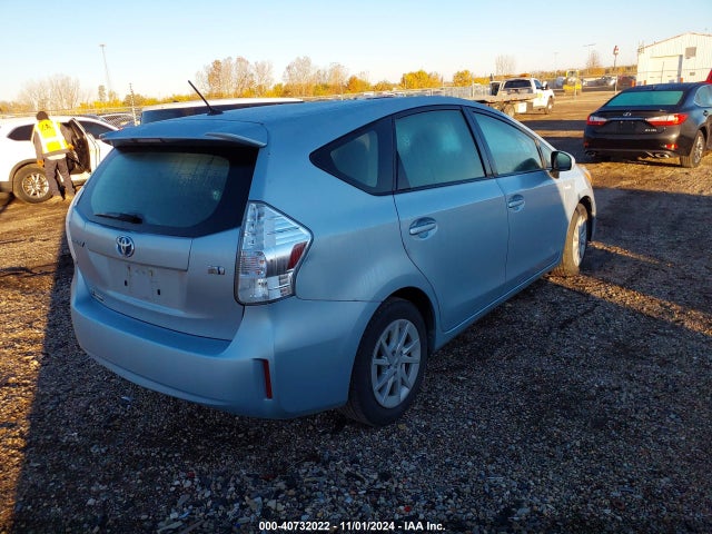Toyota Prius V Two 2014 JTDZN3EU6EJ005890 Image 4