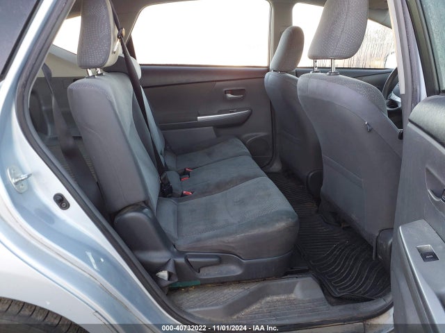 Toyota Prius V Two 2014 JTDZN3EU6EJ005890 Image 8