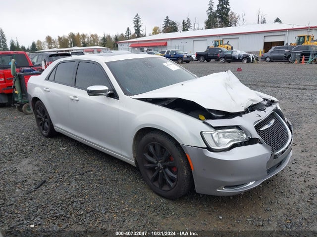 Chrysler 300c Awd 2017 2C3CCAKG2HH571652 Image 13