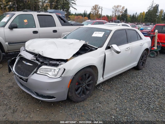 2C3CCAKG2HH571652 Chrysler 300c Awd