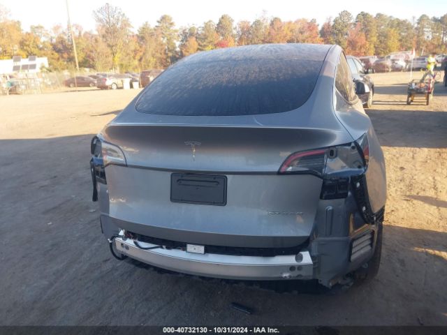 7SAYGDEE8RA300037 Tesla Model Y Long Range Dual Motor All-wheel Drive