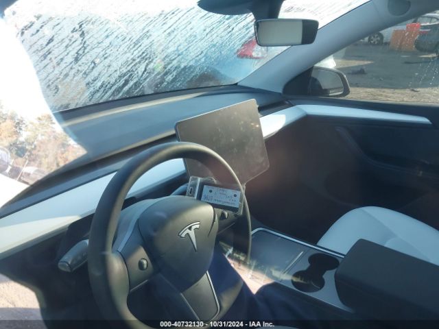 7SAYGDEE8RA300037 Tesla Model Y Long Range Dual Motor All-wheel Drive