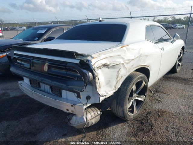 2C3CDZAG9JH263087 Dodge Challenger Sxt Plus
