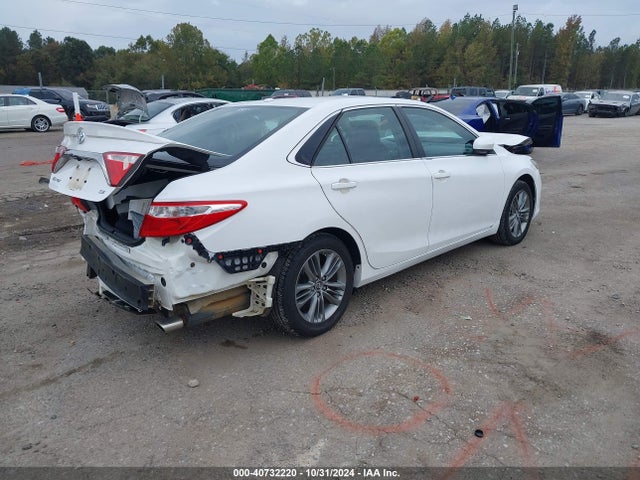 Toyota CAMRY SE 2015 4T1BF1FK9FU048065 Image 4