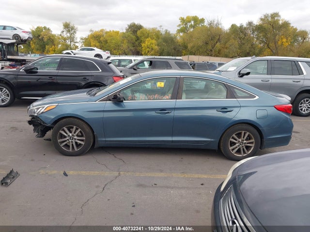 Hyundai SONATA SE 2015 5NPE24AF5FH200930 Image 13