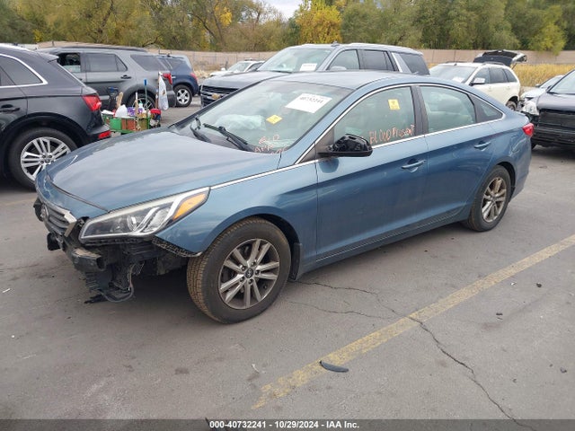 Hyundai SONATA SE 2015 5NPE24AF5FH200930 Image 2