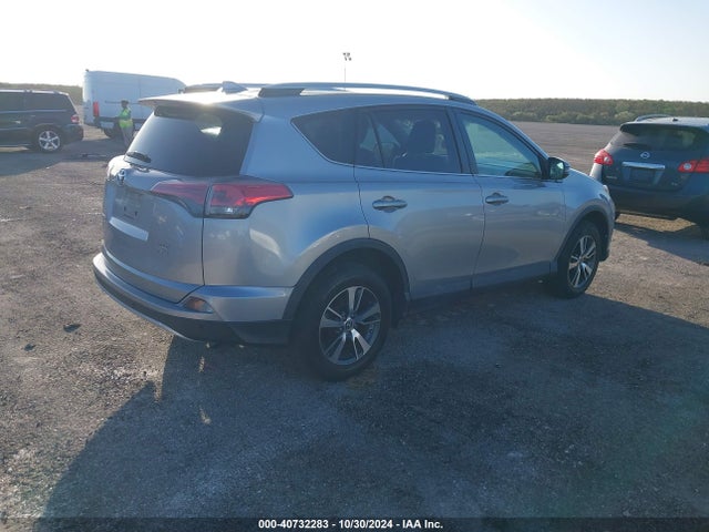 Toyota Rav4 Xle 2016 2T3RFREV6GW452328 Image 4