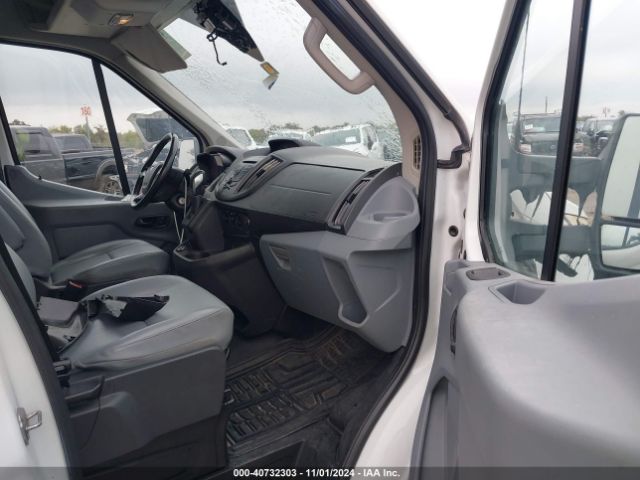 1FTBF4XGXHKB43717 Ford Transit-350