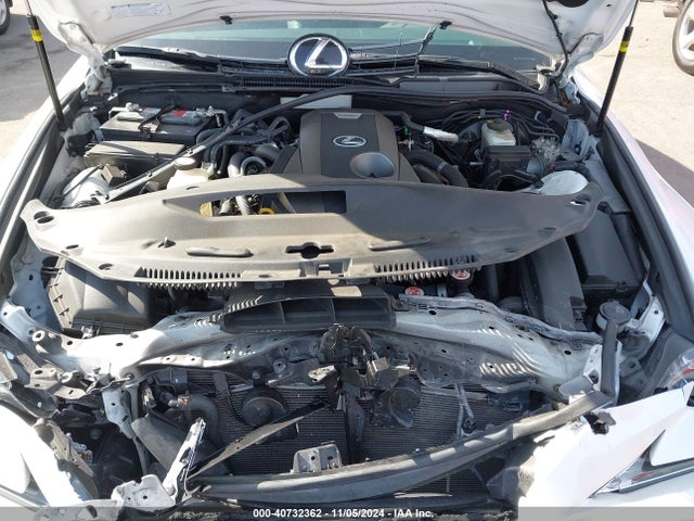 Lexus IS 200T 2016 JTHBA1D25G5029335 Image 10