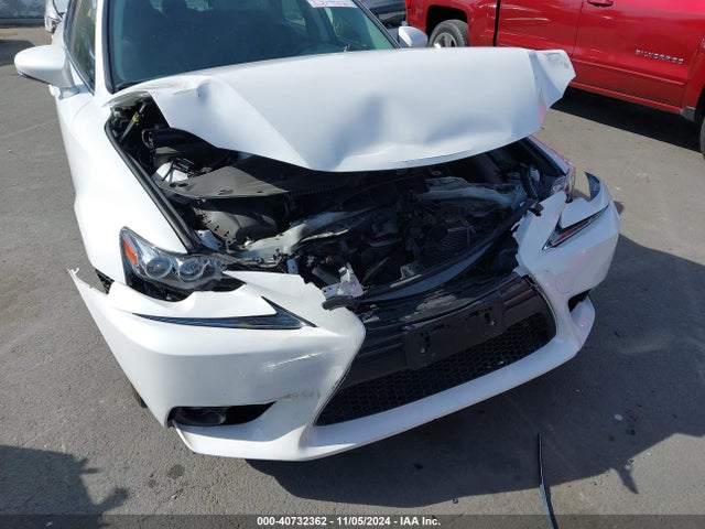 JTHBA1D25G5029335 Lexus IS 200T