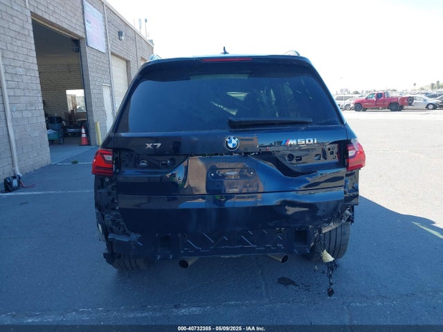 5UXCX6C06M9H39335 BMW X7 M50i