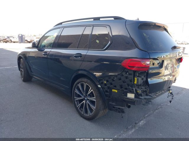 2021 BMW X7 5UXCX6C06M9H39335 Photo 2
