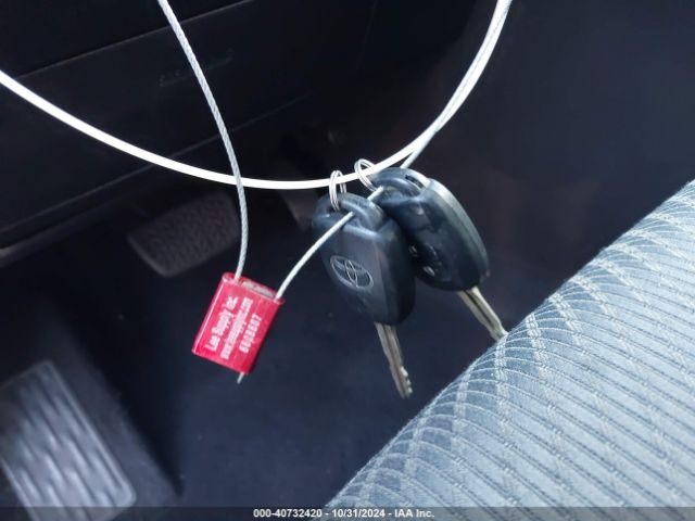 5TDZARFHXKS054654 Toyota Highlander Le
