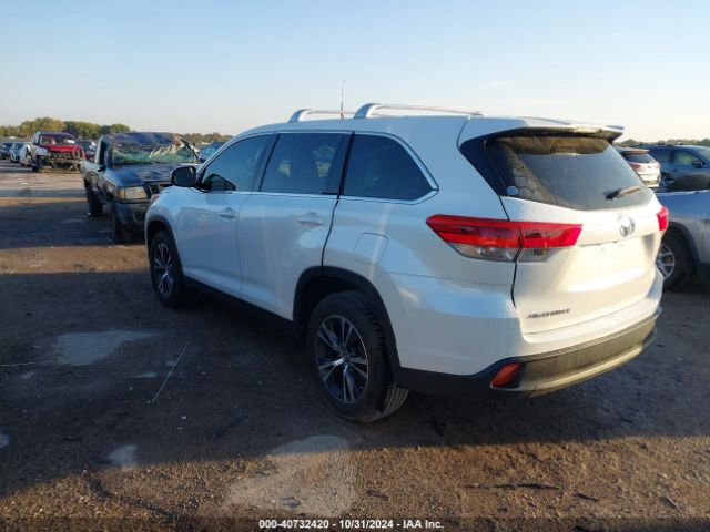 5TDZARFHXKS054654 Toyota Highlander Le