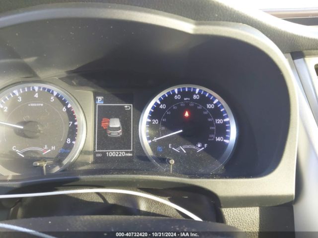 5TDZARFHXKS054654 Toyota Highlander Le
