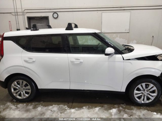 KNDJ23AU8N7803543 KIA SOUL LX