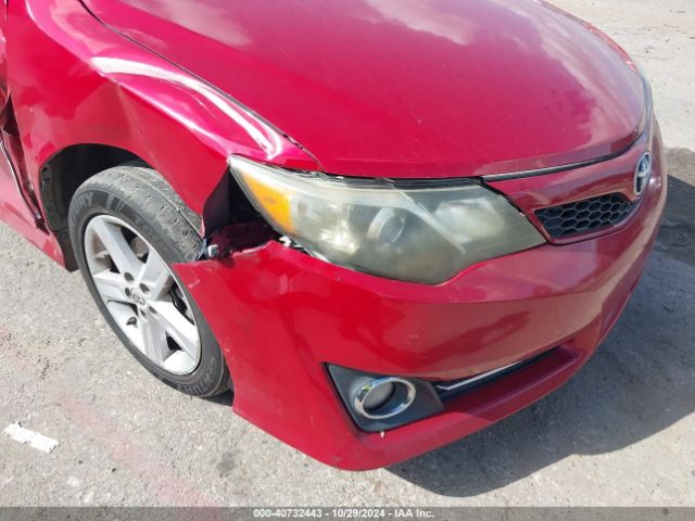 4T1BF1FK3EU850724 Toyota CAMRY SE