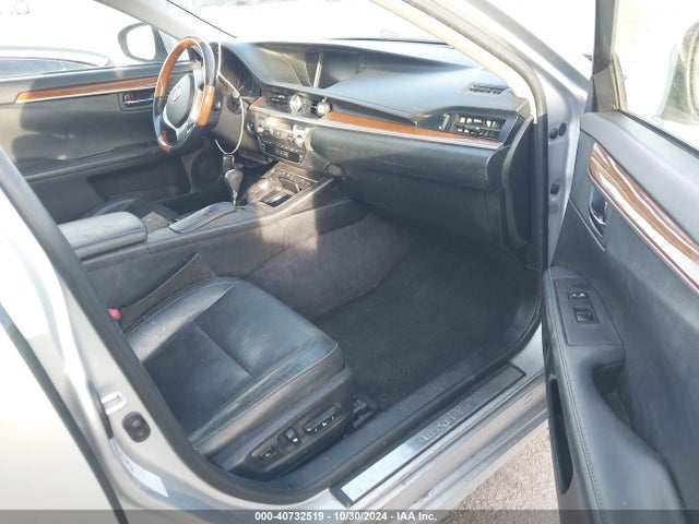 Lexus ES 300H 2015 JTHBW1GG4F2084190 Image 5