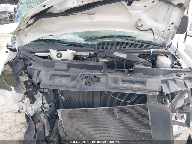 1GAZGNFP8J1235321 Chevrolet Express 3500 Ls